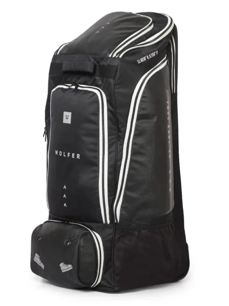 HUMDINGER STAND-UP DUFFLE WHEELIE CRICKET KIT BAG - BLACK