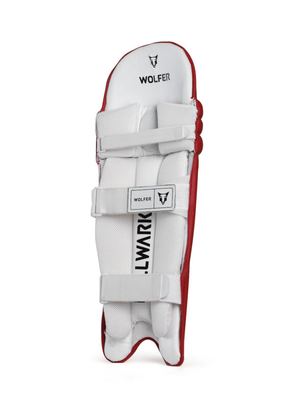 Wolfer CricMen's cricket batting leg guards with reinforced protection and lightweight design for optimal performance.ket Leg Guard