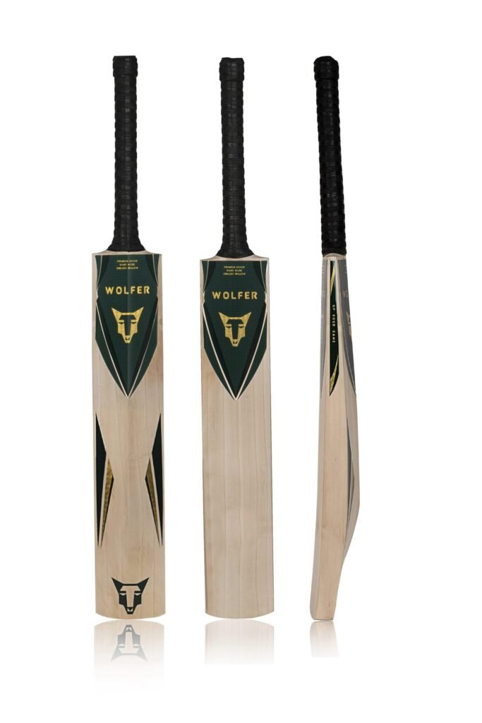 Front Back and Side view of Wolfer Vaulter Grade 4 English Willow Bat with thick edges and light weight.