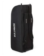 Bullwark Kiwi Black Compact Duffle Cricket Kit Bag – Inbuilt Bat Sleeves, Side Pad Compartments & Large Front Pocket - Image 2