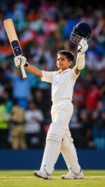 Wolfer Goshawk Junior Grade 1 English Willow Cricket Bat